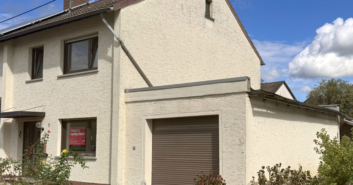 Gepflegte Doppelhaushälfte mit Garage und Garten in schöner Wohnlage von Neuwied-Oberbieber

