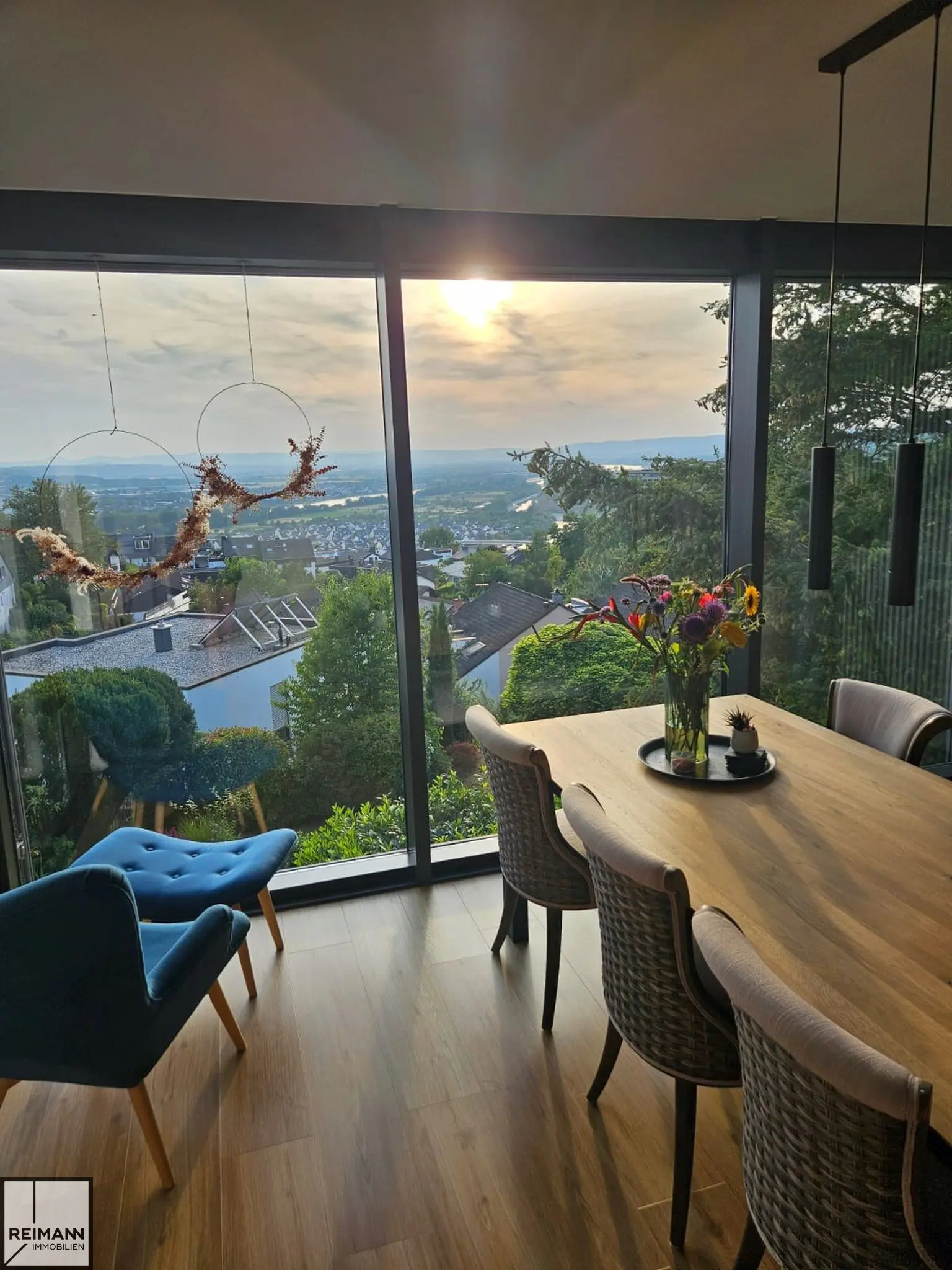 Wohn-/Esszimmer